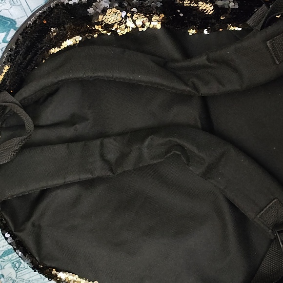 Sequin backpack - Picture 2 of 4